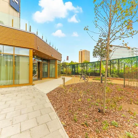 Brand New Student Only In Leeds * Elland