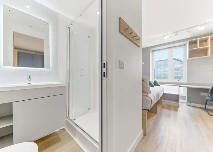 Apartamento Brand New Student Only In Leeds Elland